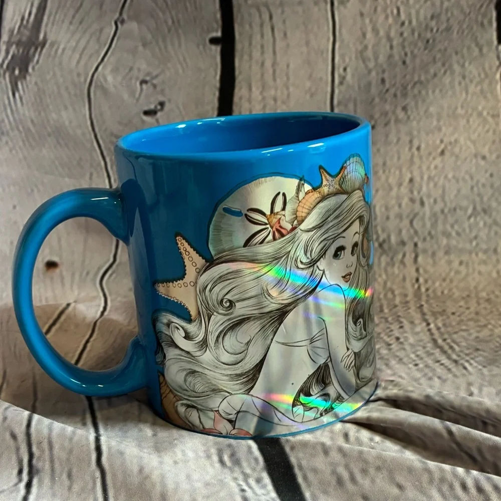 DISNEY METALLIC ARIEL BLUE MUG 20 OZ THE LITTLE MERMAID‎ IRIDESCENT RAINBOW